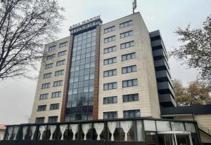 hotel asli makon