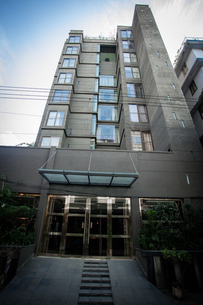 the elite residence dhaka