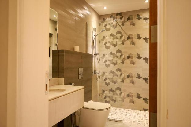 moments living hotel