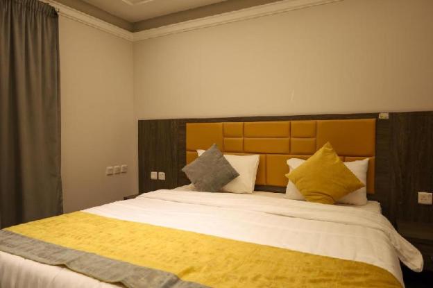 moments living hotel
