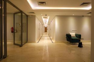 moments living hotel