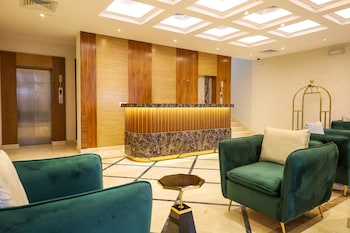 moments living hotel