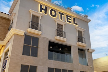 moments living hotel
