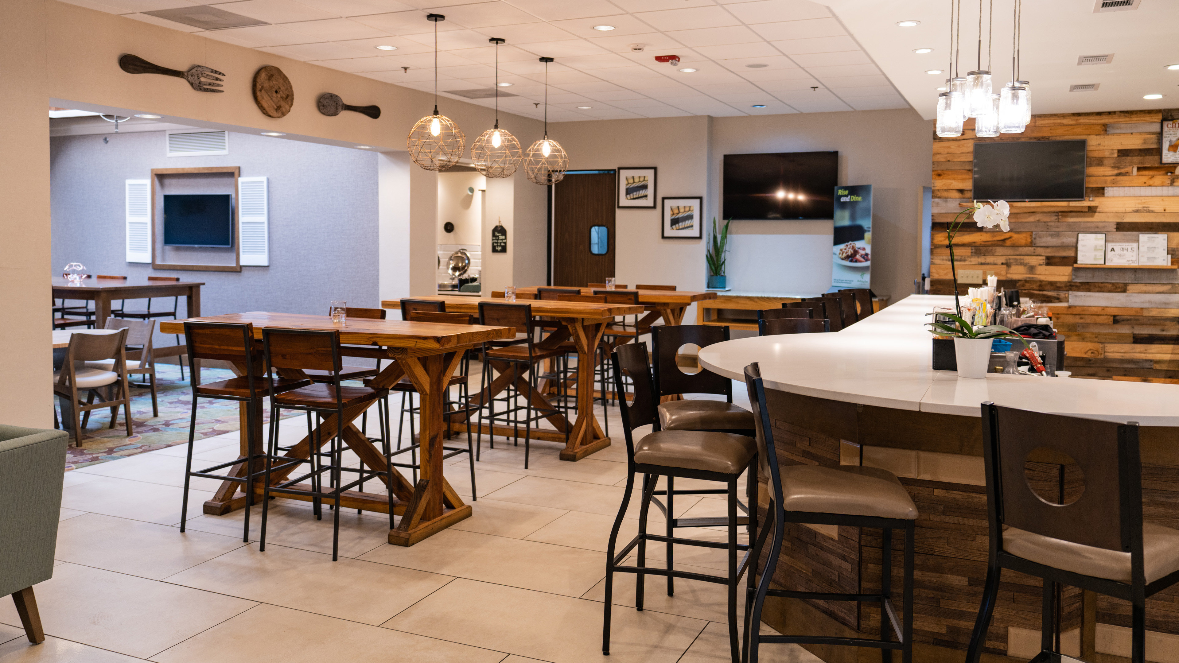 holiday inn greenville by ihg