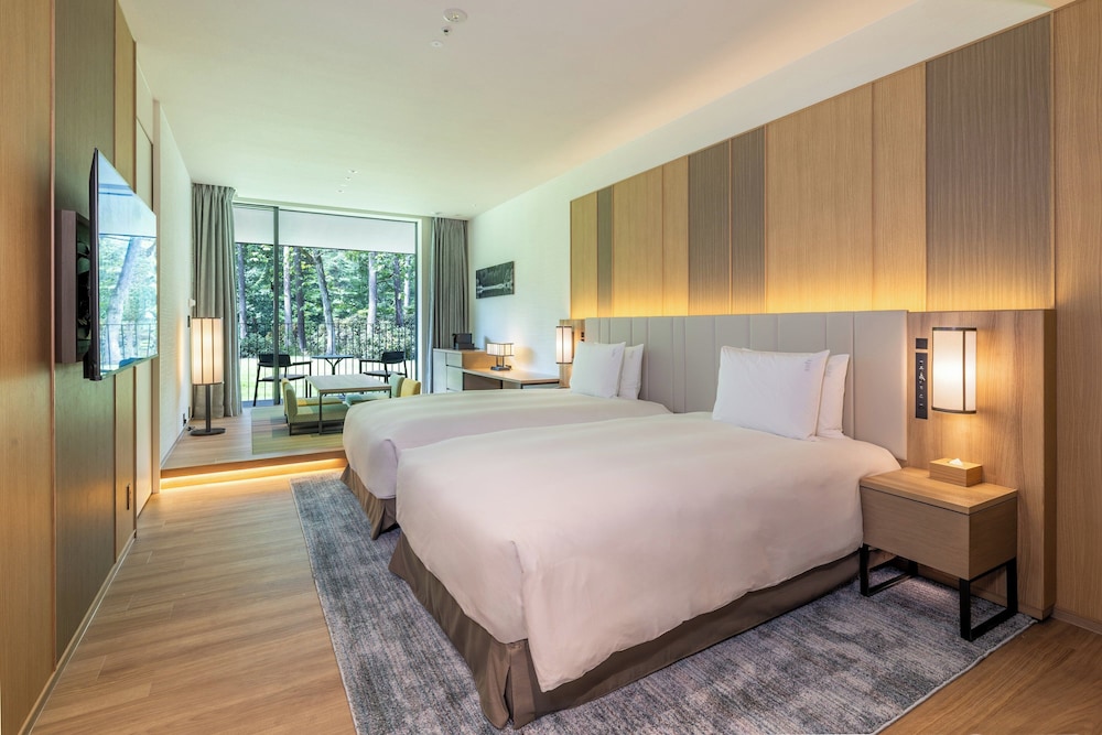 holiday inn resort kuroyon by ihg