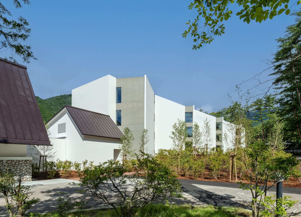 holiday inn resort kuroyon by ihg