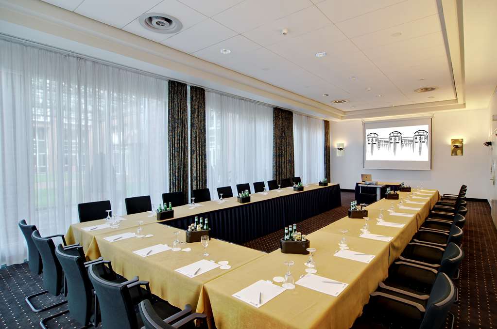 radisson blu senator hotel