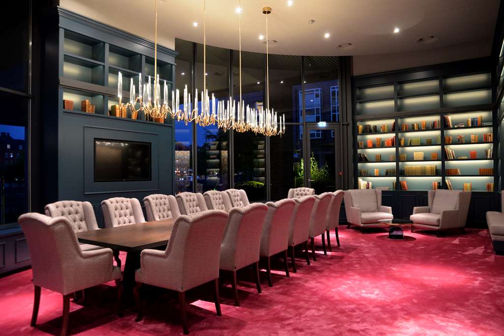 radisson blu senator hotel
