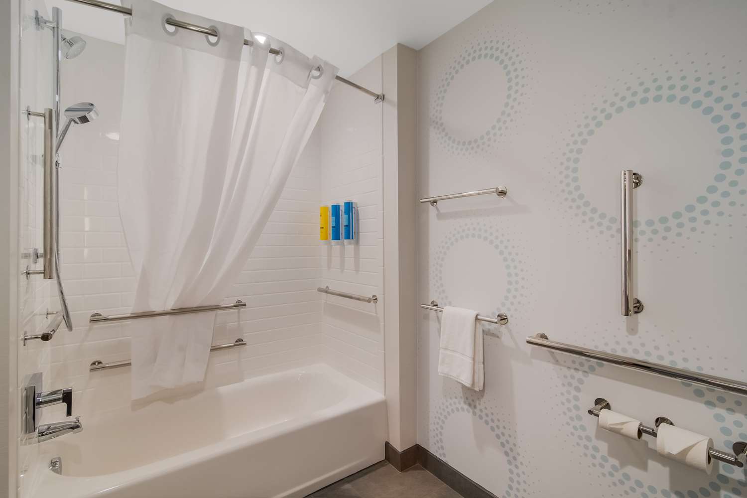 tru by hilton wilson