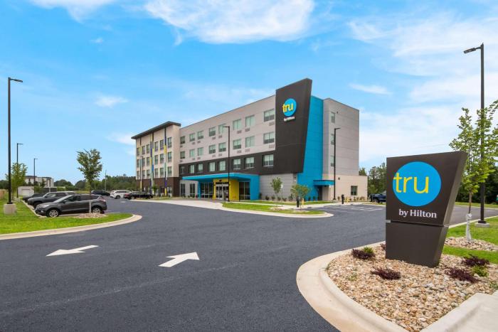 tru by hilton wilson