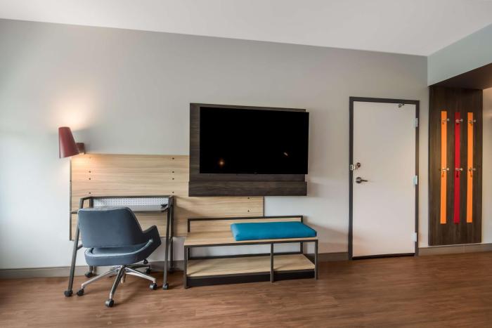 tru by hilton wilson