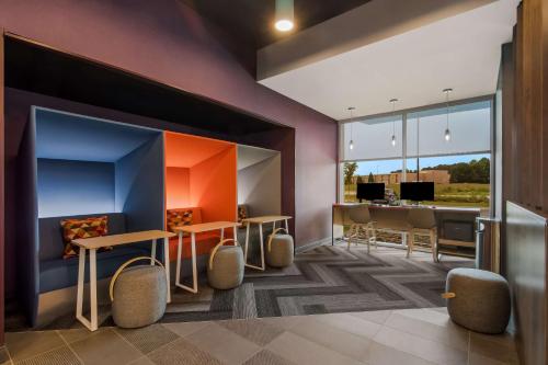 tru by hilton wilson