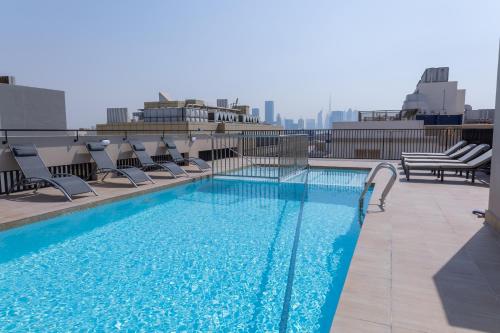 azur regency hotel apartment
