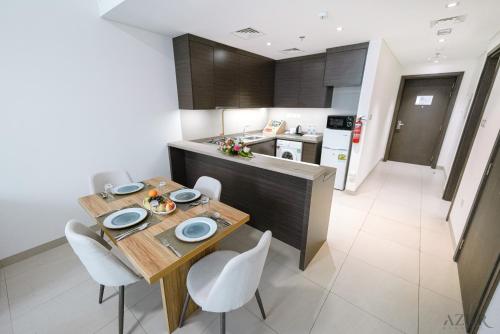 azur regency hotel apartment