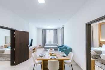azur regency hotel apartment