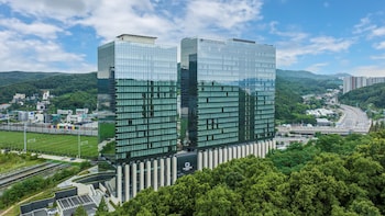 Doubletree By Hilton Seoul Pangyo Residences,,4 star
