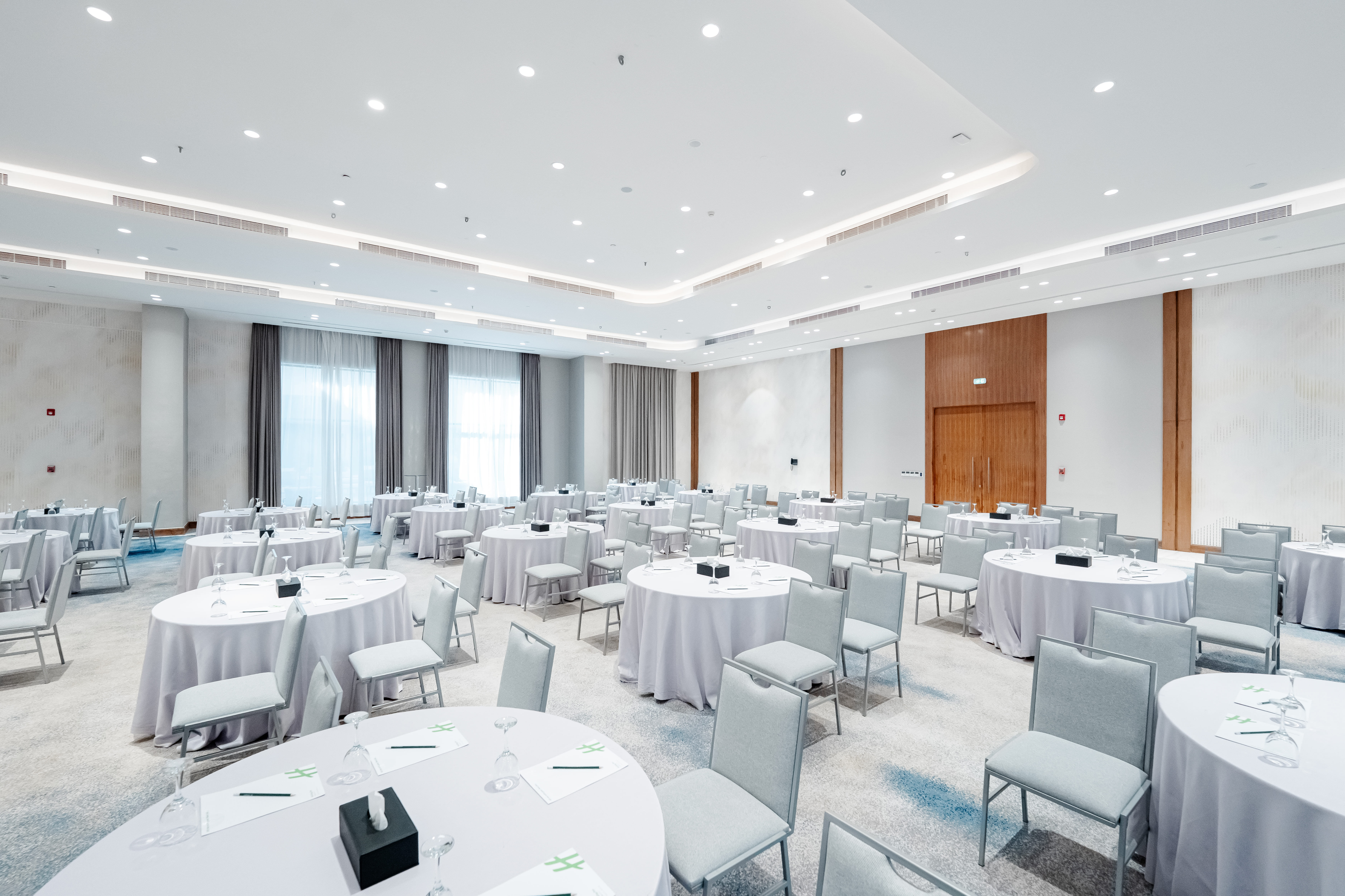 holiday inn riyadh business district an ihg hotel