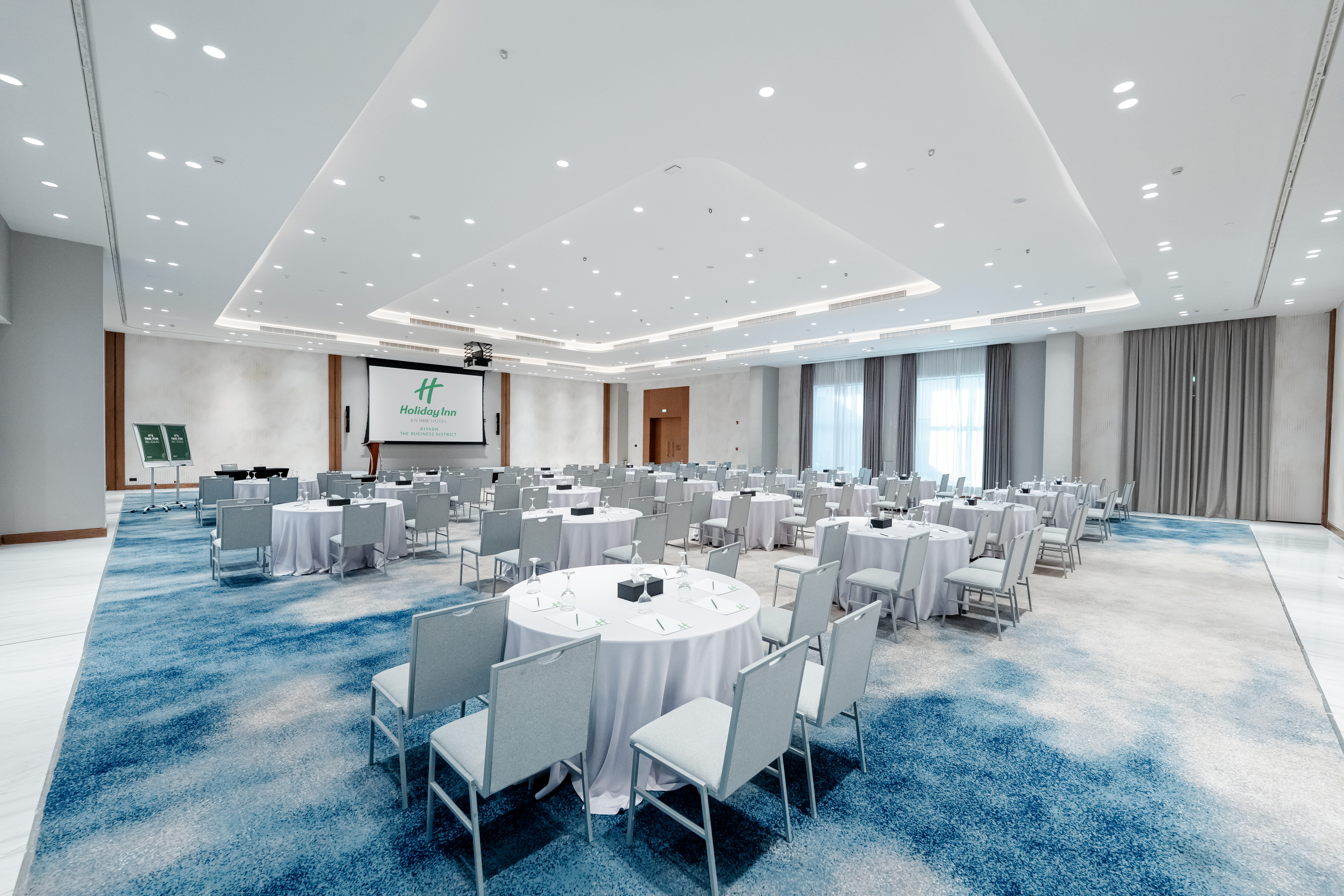 holiday inn riyadh business district an ihg hotel