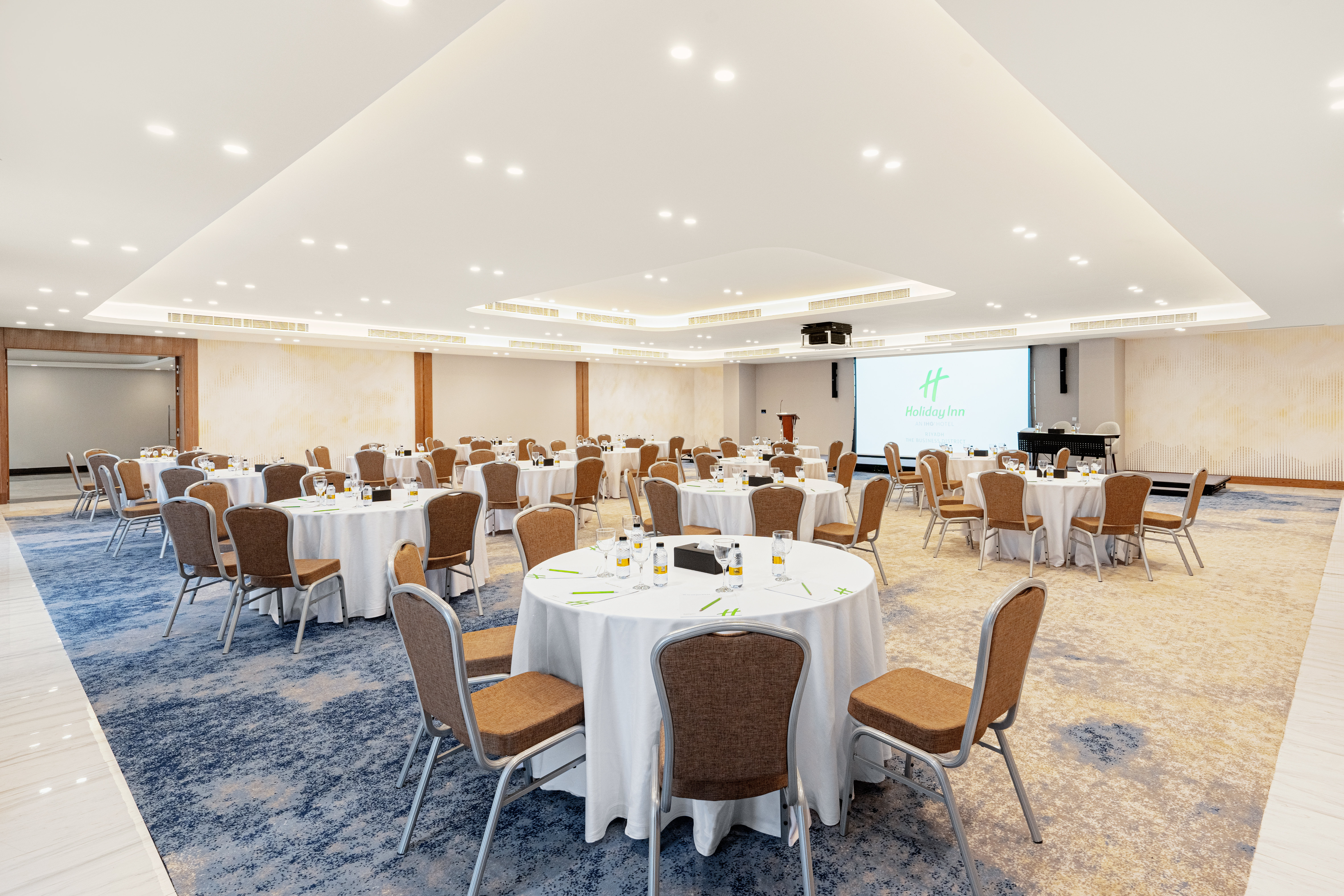 holiday inn riyadh business district an ihg hotel