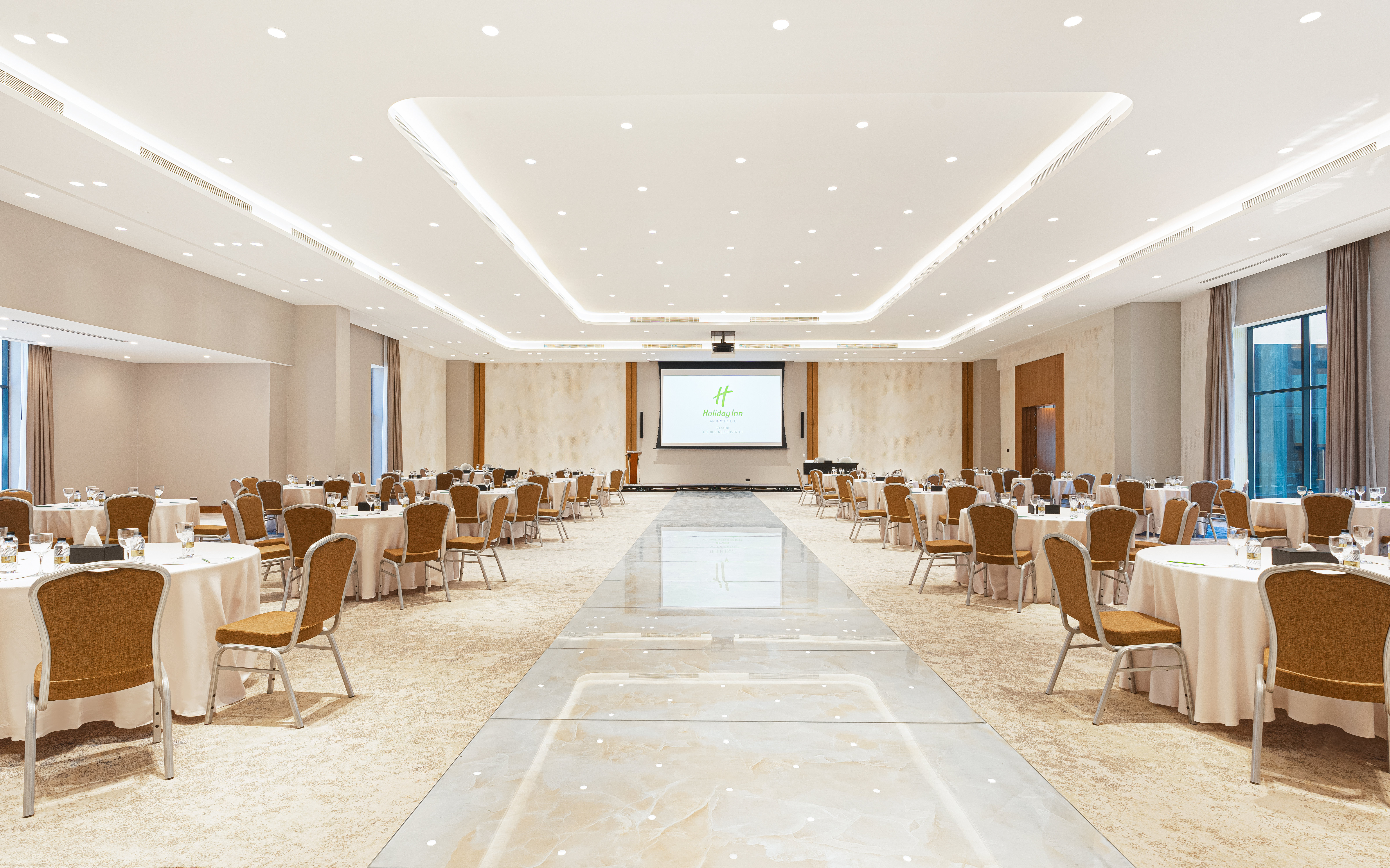 holiday inn riyadh business district an ihg hotel