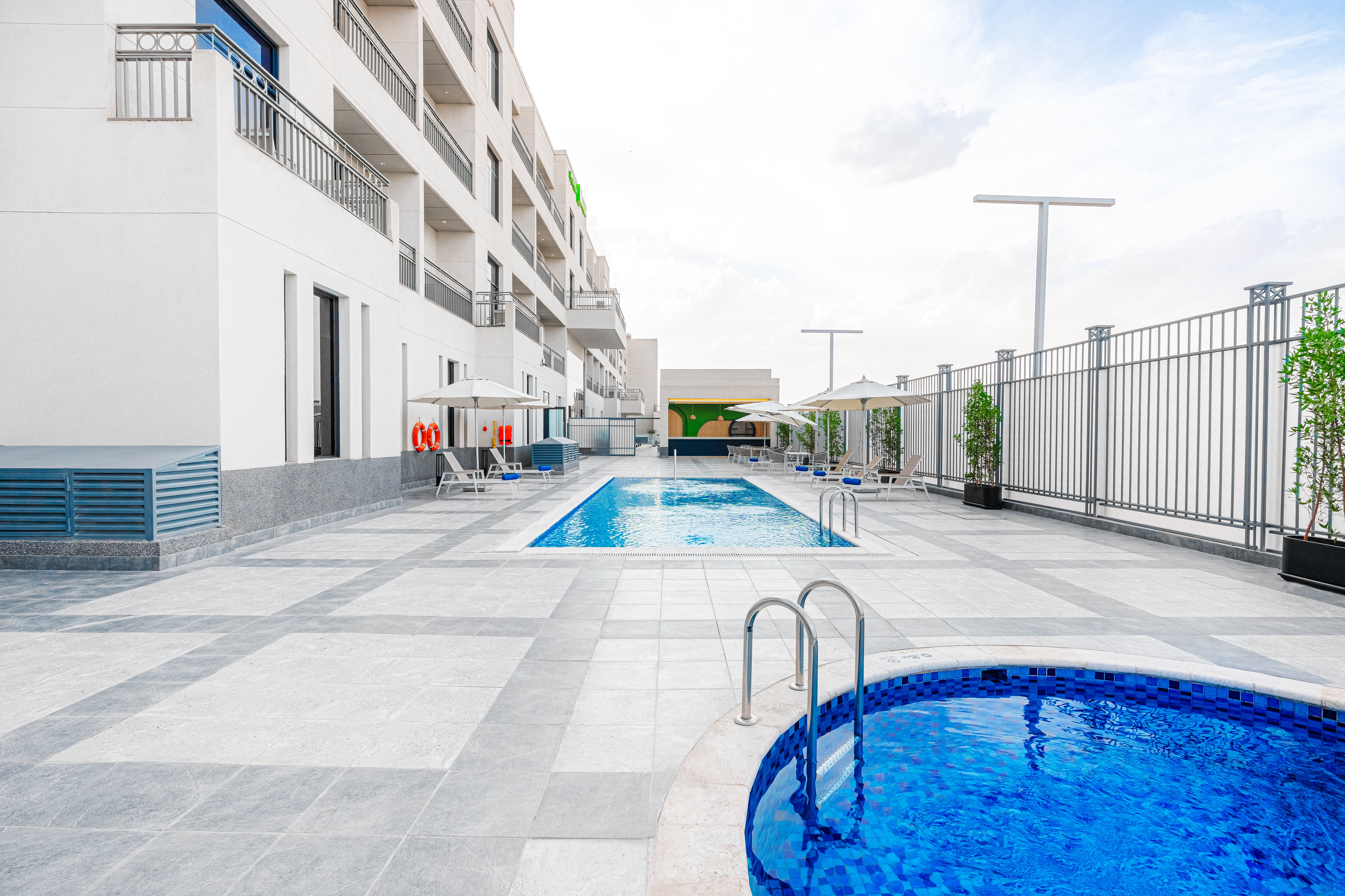 holiday inn riyadh business district an ihg hotel