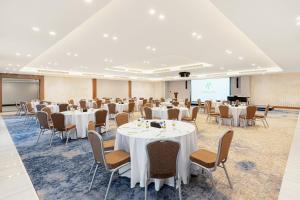 holiday inn riyadh business district an ihg hotel