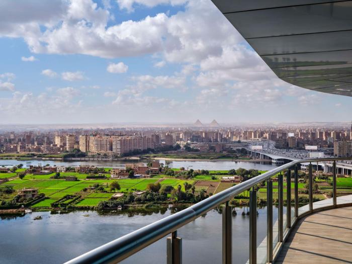 hilton cairo nile maadi