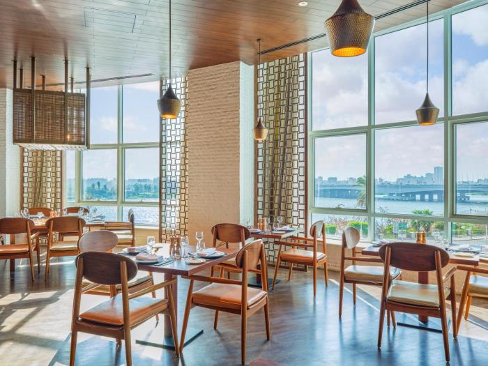 hilton cairo nile maadi