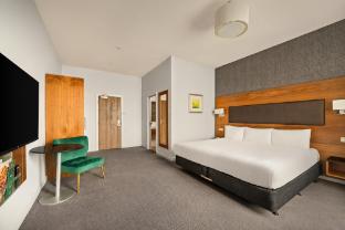 holiday inn newcastle jesmond by ihg