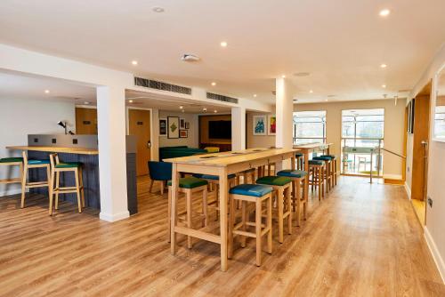 holiday inn newcastle jesmond by ihg