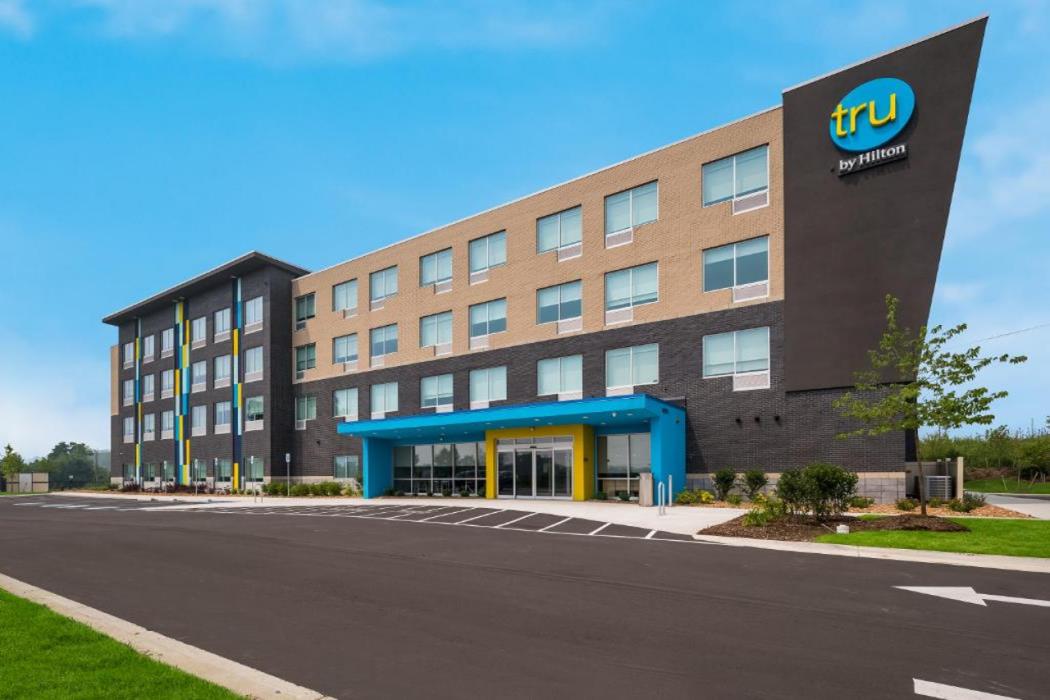 tru by hilton novi detroit