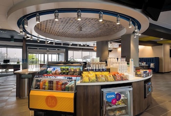 tru by hilton novi detroit