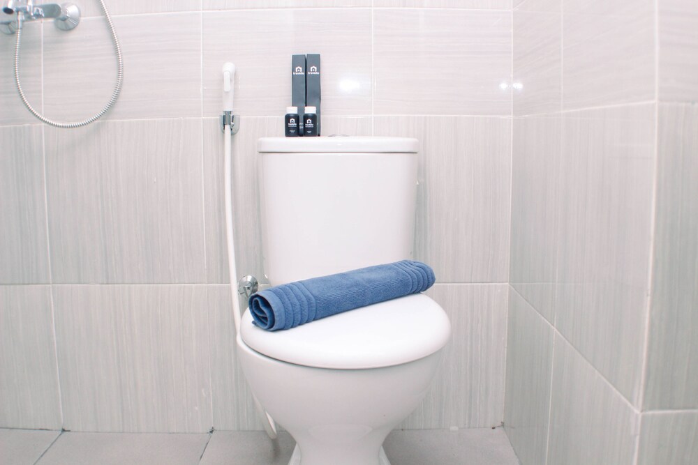 homey and minimalist studio at vasanta innopark apartment