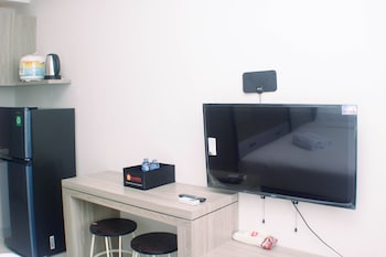 homey and minimalist studio at vasanta innopark apartment