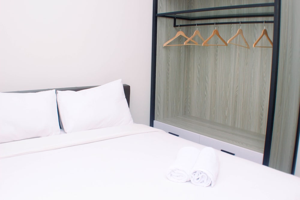 homey and minimalist studio at vasanta innopark apartment