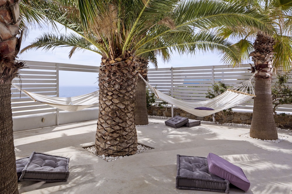 Pietra E Mare Mykonos Hotel - Adults Only,Kalo Livadi>>Kalafatis,4 star