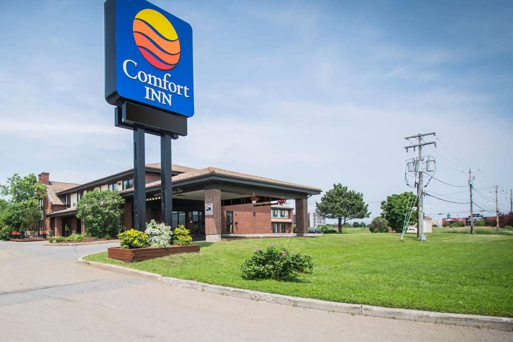 comfort inn airport east ancienne lorette