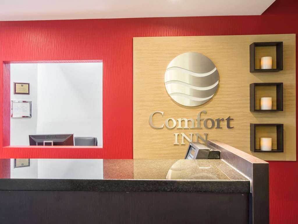 comfort inn airport east ancienne lorette