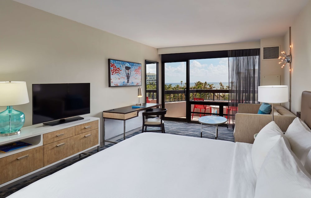 waterstone resort and marina boca raton curio collection by hilton