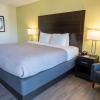 quality inn palm beach international airport