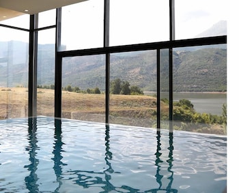 Lakeside Hotel,,3 star