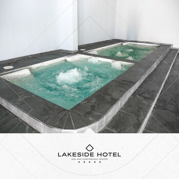 lakeside hotel