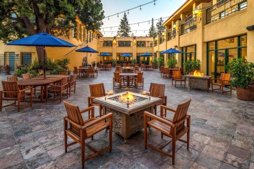 crowne plaza cabana palo alto by ihg