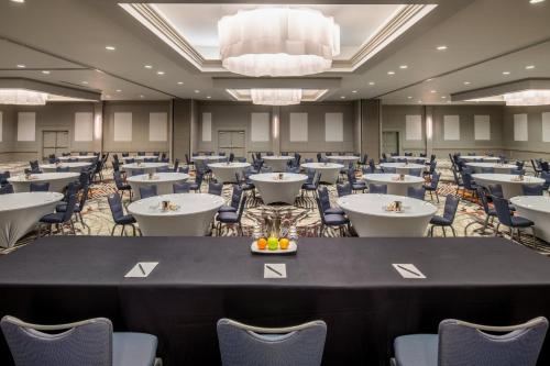 crowne plaza cabana palo alto by ihg