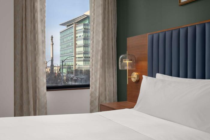 hotel ardent dayton downtown tapestry collection by hilton