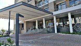 menlyn maine luxury rentals
