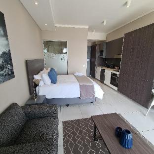 menlyn maine luxury rentals
