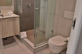 menlyn maine luxury rentals