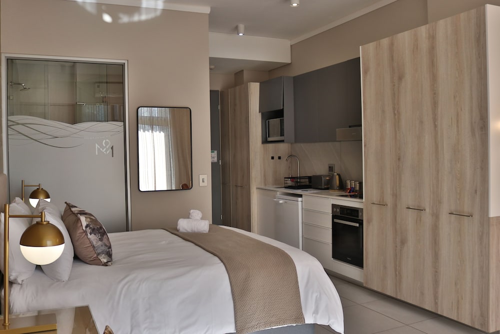 menlyn maine luxury rentals