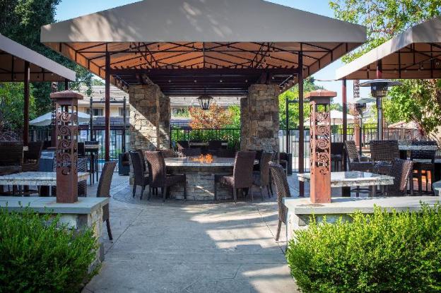 courtyard palo alto los altos